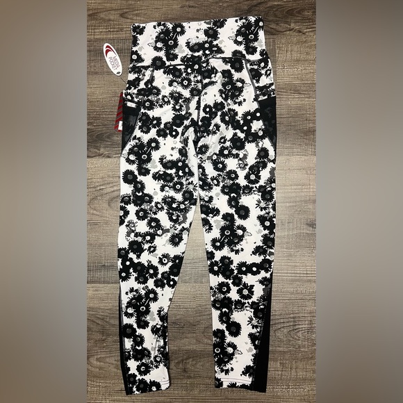 TKO Floral Leggings Size M - Picture 6 of 6